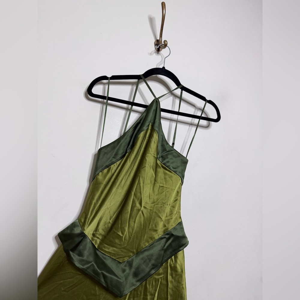 Reformation Jillian Silk Dress in Pear Satin Halter Maxi Evening Gown Size 4 - Picture 6 of 9